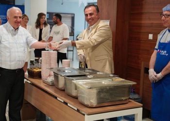 Bursa SMMMO’dan aşure ikramı