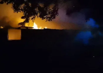 Bursa’da ahır yangınında inanılmaz kurtuluş