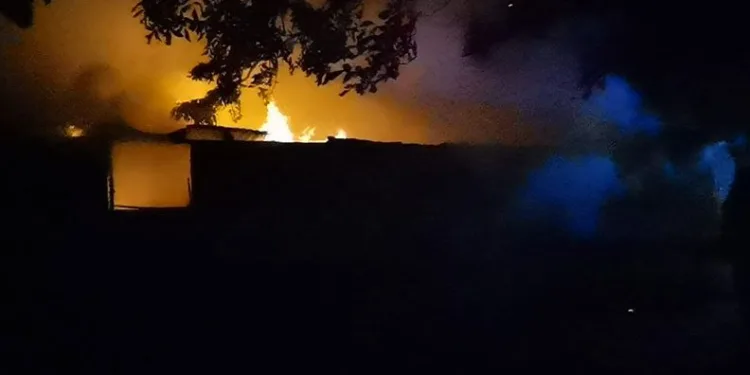 Bursa’da ahır yangınında inanılmaz kurtuluş