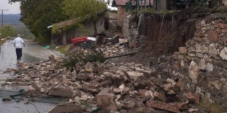 Bursa Harmancık’ta sağanak ve taşkın hasara yol açtı