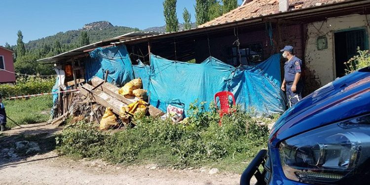 Burdur’da genç kadın, ahırda ölü bulundu