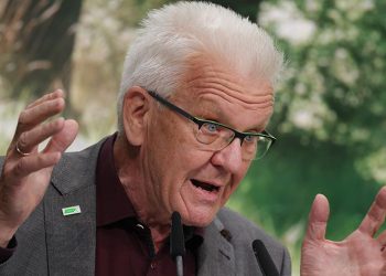 Almanya’da tasarruf önerisi: “Duş almak yerine bez kullanılabilir”