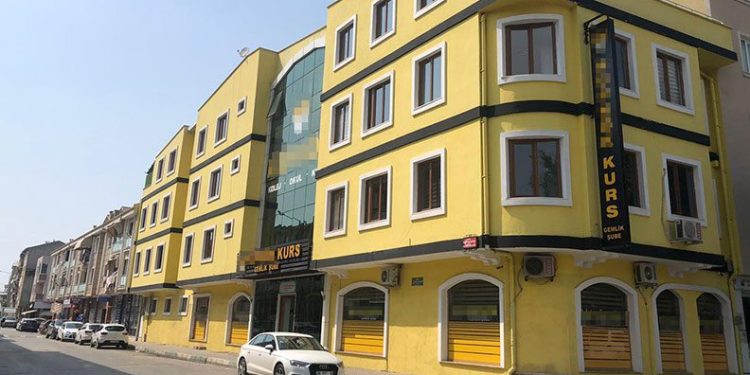 Devletin binası, vakıf tarafından kiraya verildi