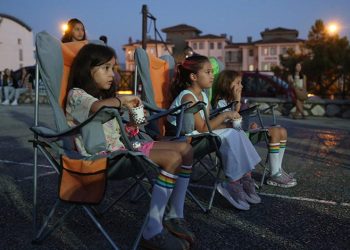 Nilüfer’de ‘Çocuklara Yaz Sineması’ başladı