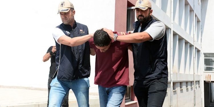 FETÖ’nün Hava Kuvvetleri sorumlusu yakalandı