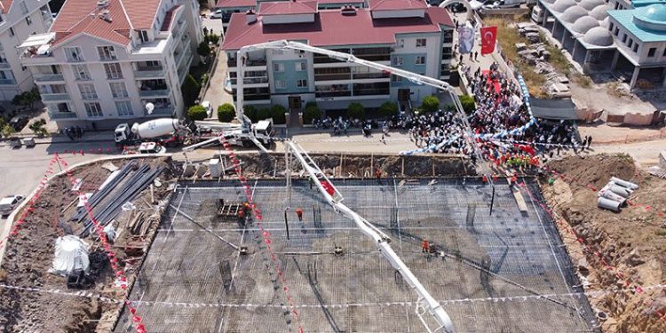 Mudanya kapalı pazar yerinin temeli törenle atıldı
