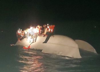 Yunanistan’da göçmen teknesi battı