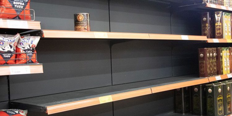 Batman’da Tarım Kredi marketinde raflar boşaldı