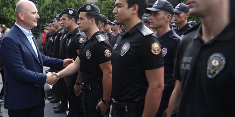 Katar’daki Dünya Kupası’nda güvenlik Türk polisinde