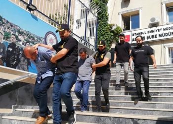 10 liralık çakmağı 5 bin liraya sattı