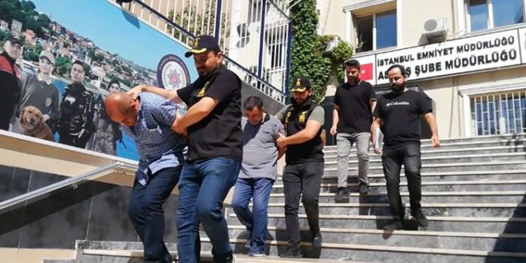 10 liralık çakmağı 5 bin liraya sattı