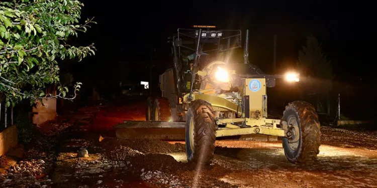 Bilecik’te dere taştı, köyü sel vurdu