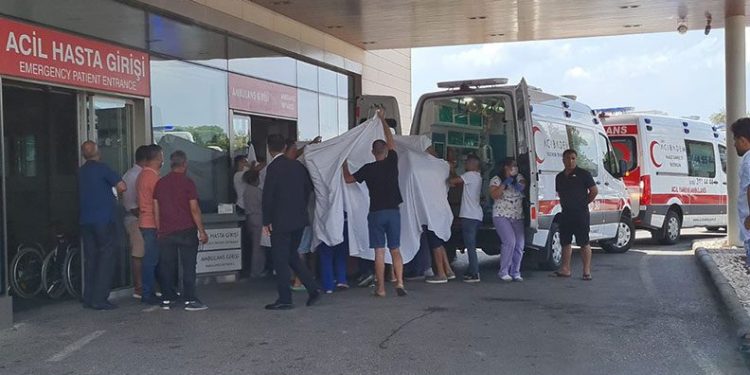 Tatlıses’in ayağında 2 kırık olduğu öğrenildi