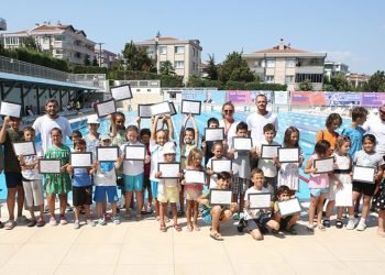 Nilüfer’de çocukların sertifika heyecanı