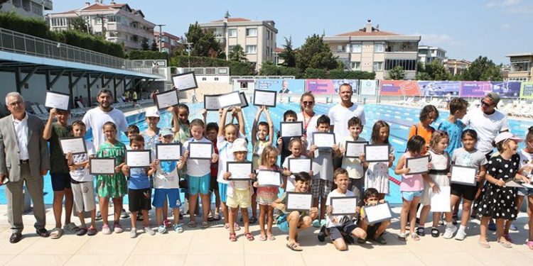 Nilüfer’de çocukların sertifika heyecanı