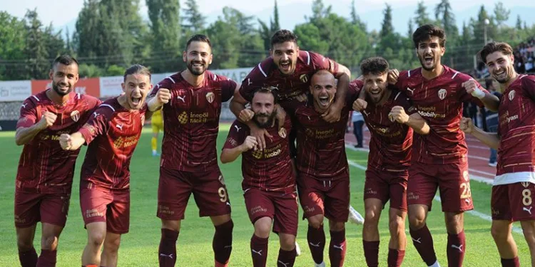 İnegölspor, rakibini 3-0 mağlup etti