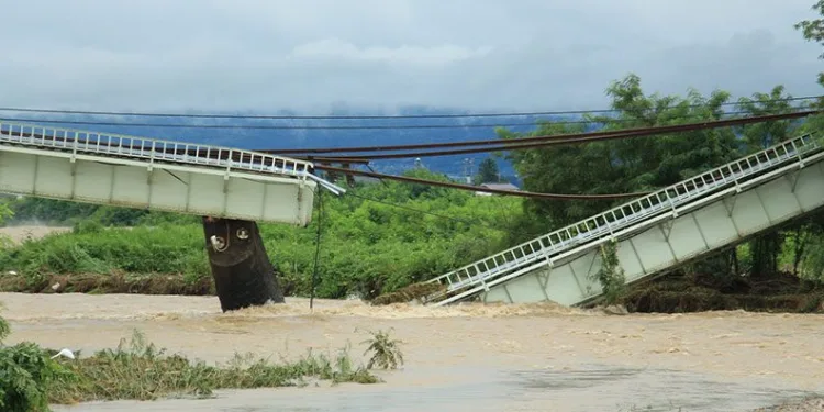 Japonya’daki selde 2 kişi kayboldu
