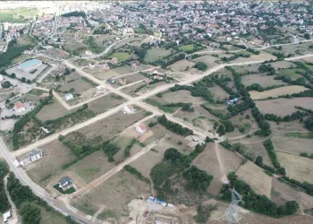 İnegöl’de 4 kilometre yeni yol hattı