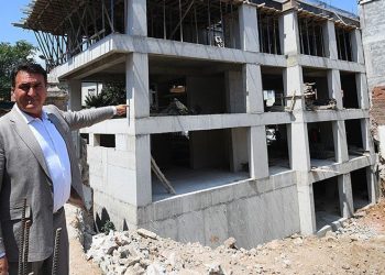 Bursa’nın manevi mekânı yeni binasına kavuşuyor