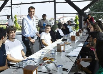 Osmangazi’nin kütüphaneleri ile üniversiteyi kazandılar