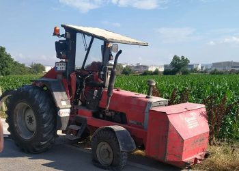 Bursa’da traktör motosikletliye çarptı: 1 yaralı