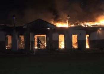 Bursa’da ortağına kızıp restoranı ateşe verdi