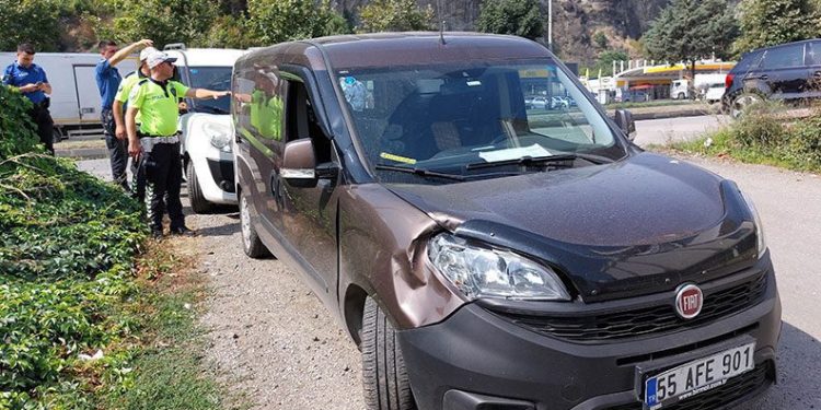 Samsun’da ticari aracın çarptığı yaya ağır yaralandı