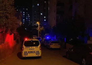 Boş sandığı silahla kendini vurdu