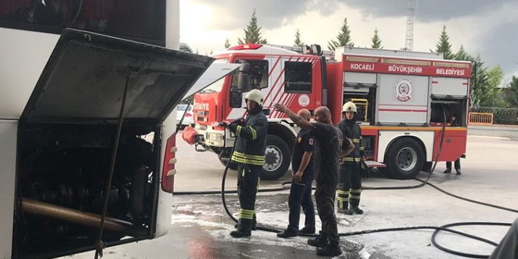 İzmit otogarında yangın paniği