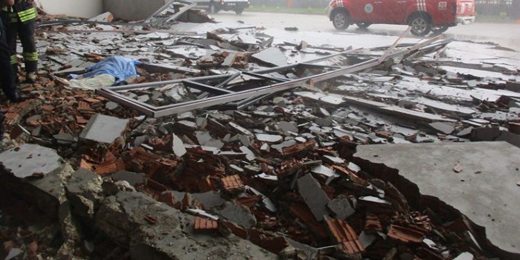 Tekirdağ’da yıkılan duvarın altında kalan işçi hayatını kaybetti