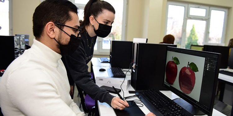 Yıldırım Belediyesi meslek edindiriyor