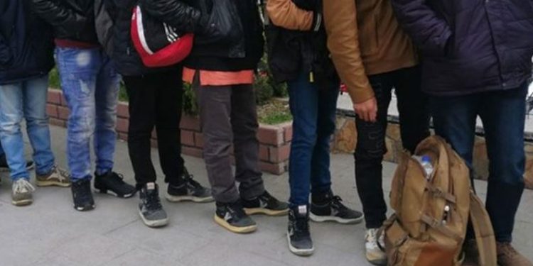 Kırklareli’nde 30 kaçak göçmen yakalandı