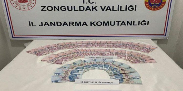 Zonguldak’ta yaşlı kadının birikimlerini çalan hırsızlar yakalandı