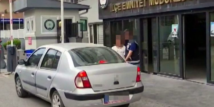 Kocaeli’de evden hırsızlık yapan şahıs yakalandı