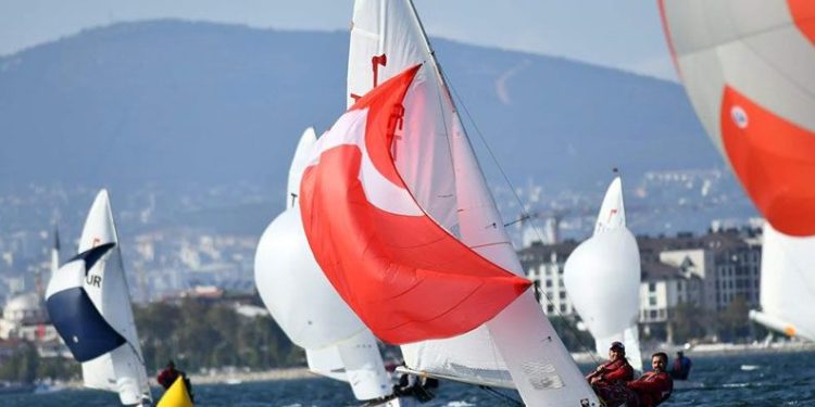 Türkiye Pirat Şampiyonası İznik Gölü’nde