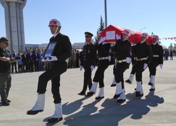 Şehit asker, törenle memleketine uğurlandı
