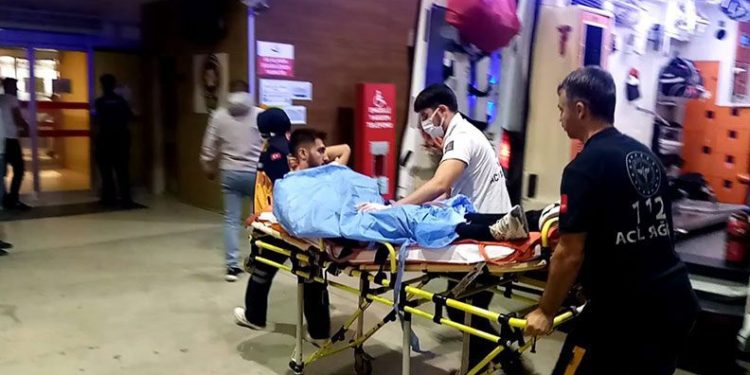 Bursa’da silahlı saldırıya uğradı, karakola sığındı