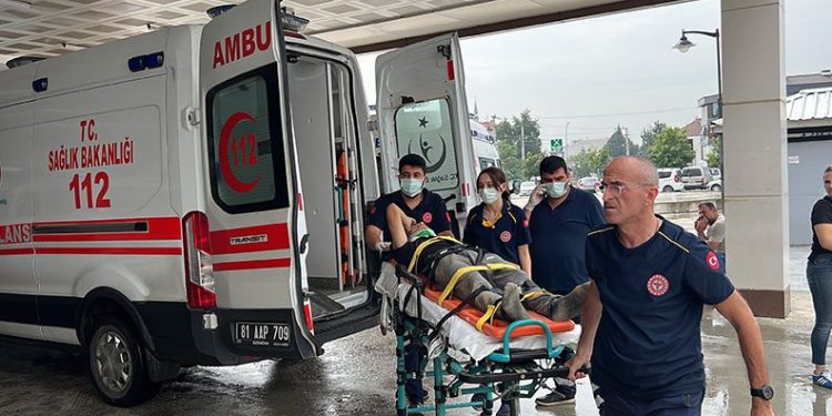 Düzce’de patpat uçuruma uçtu: 4 yaralı