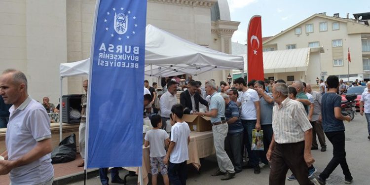 Bursa Büyükşehir’den aşure ikramı
