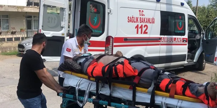 Asansör zemine çakıldı: 1 yaralı