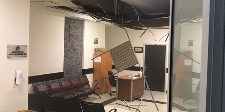 Ankara Adliyesi’nde tavan çöktü