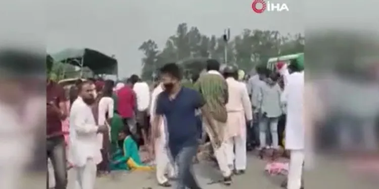 Hindistan’da tanker traktöre çarptı: 6 ölü, 24 yaralı