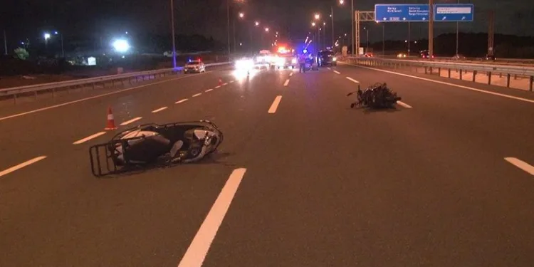 Havalimanı yolunda kaza: 3 yaralı