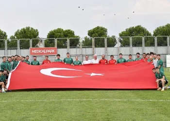 Bursaspor’dan Zafer Bayramı kutlaması