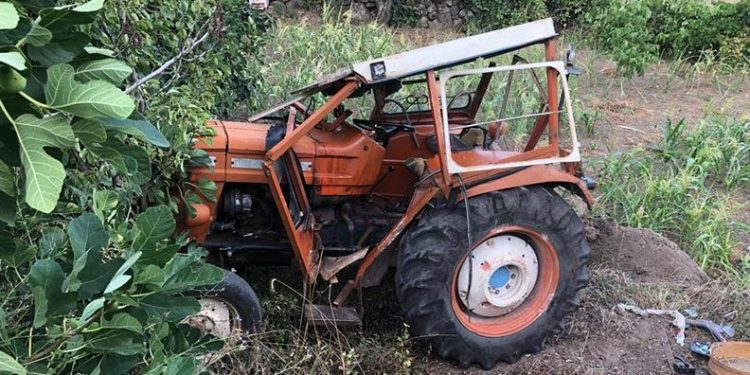 Traktörün altında kalan karı-koca hayatını kaybetti