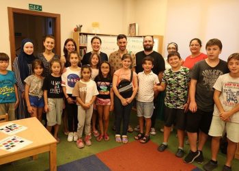 İspanyol yazar Nilüferli kitap kurtlarıyla buluştu