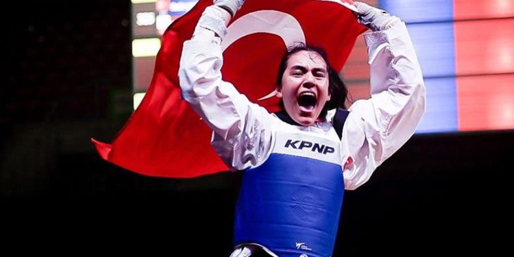 Sude Yaren Uzunçavdar Dünya şampiyonu oldu