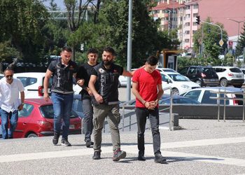 Bolu’da otobüste uyuşturucuyla yakalandılar