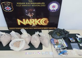 Edirne’de kömürlükten kilolarca uyuşturucu çıktı