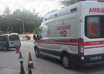 Konya’da 5. kattan düşen çocuk ağır yaralandı